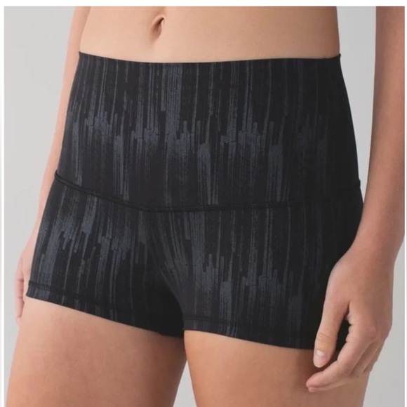 lululemon athletica Pants - Lululemon Boogie Short